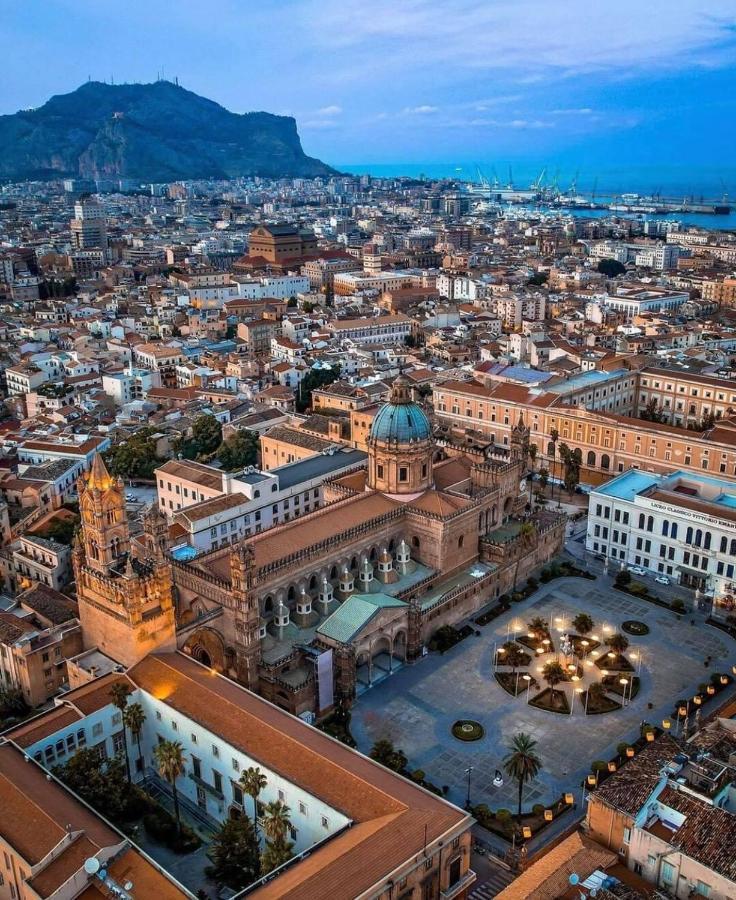 Antico Vicolo Della Cattedrale Apartment Palermo Exterior foto